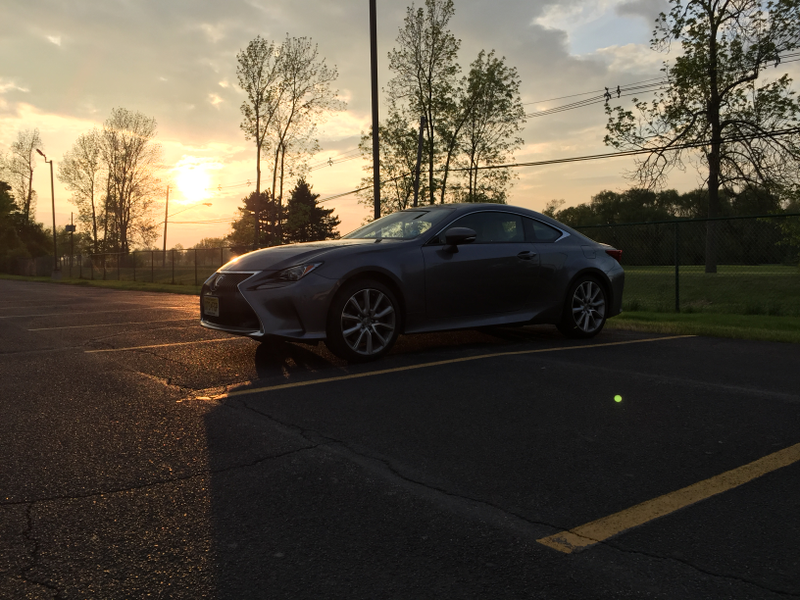 Illustration for article titled I Drove A Lexus RC 350 1,000 Miles Just To Find The Best Buffalo Wings Anywhere